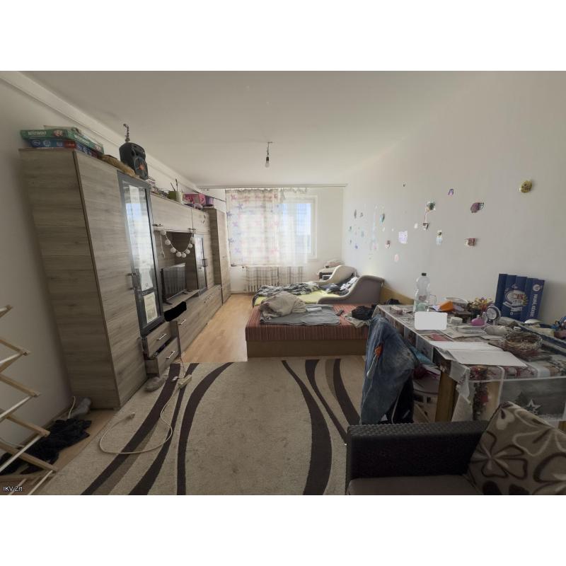 Szeged, Kemes u. 3/A. 4/13. szám alatti bérleményben visszamaradt ingóságok és egyéb hulladékok értékesítése